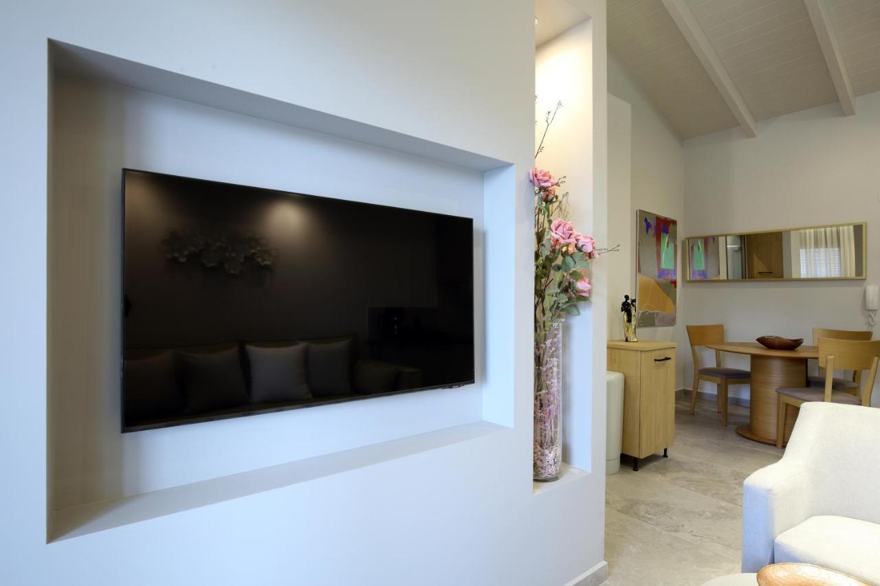 Carabella Residence Lefkada City ภายนอก รูปภาพ