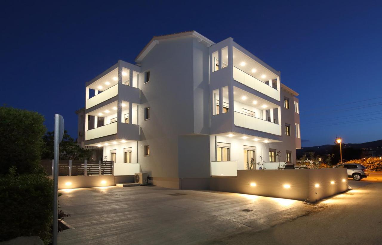 Carabella Residence Lefkada City ภายนอก รูปภาพ